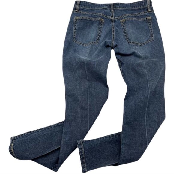 LeviStrauss Signature Lowrise Bootcut Jrs. 9 Short - Picture 2 of 15